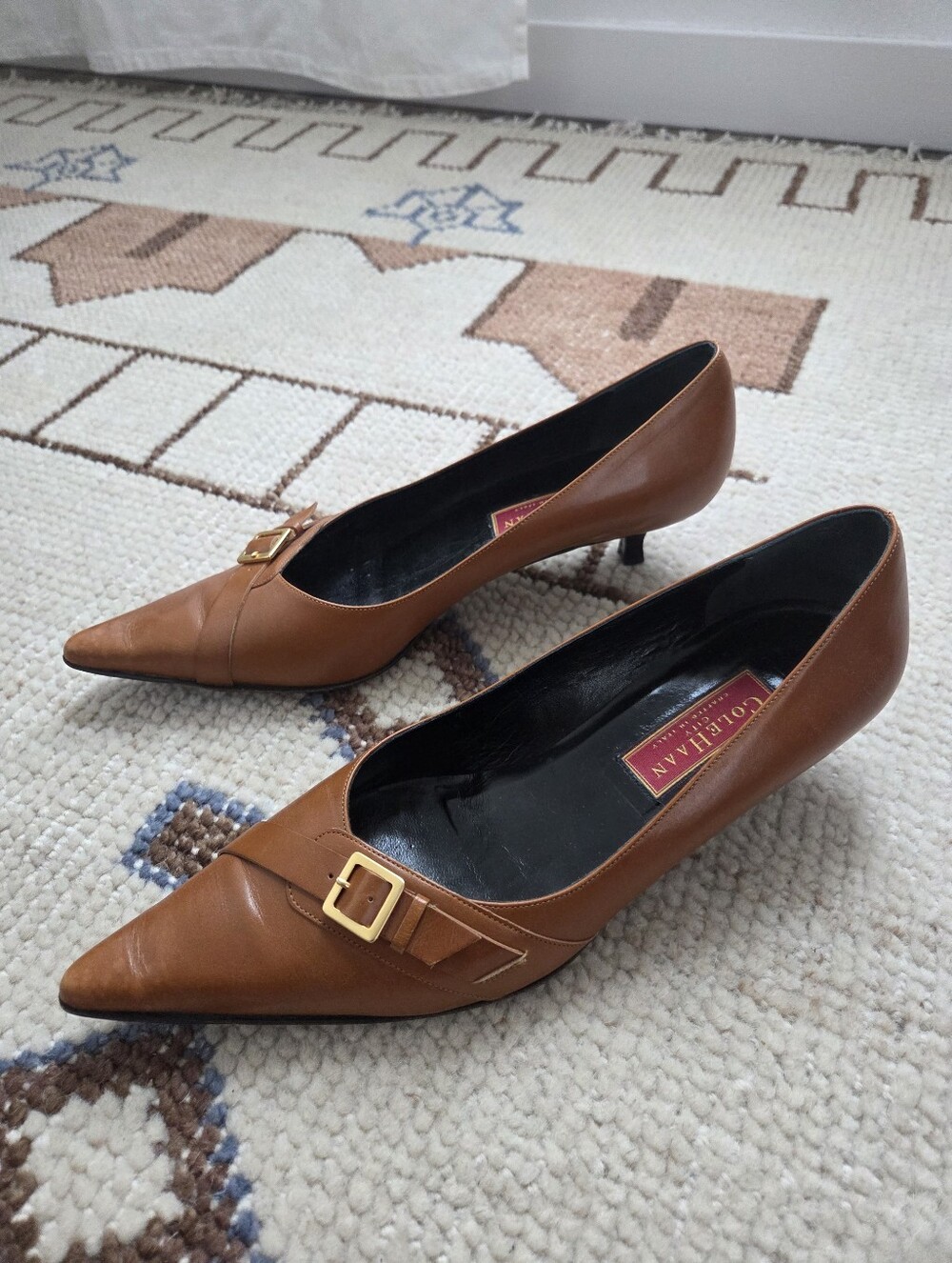 Cole Haan Tan Leather Pointed-Toe Kitten Heel Pumps, Size 10